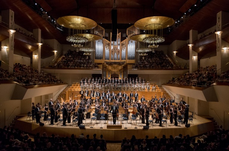 PAROXISMOS BATE RECORD DE ABONOS