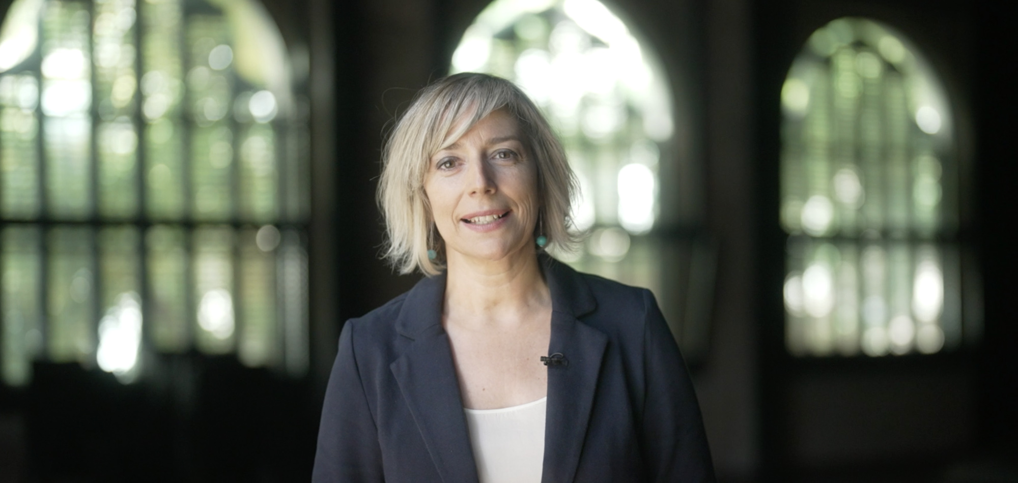 Sofía Martínez Villar presenta obras de Serguéi Rajmáninov y Dmitri Shostakóvich en el nuevo vídeo Bienvenida 2.0